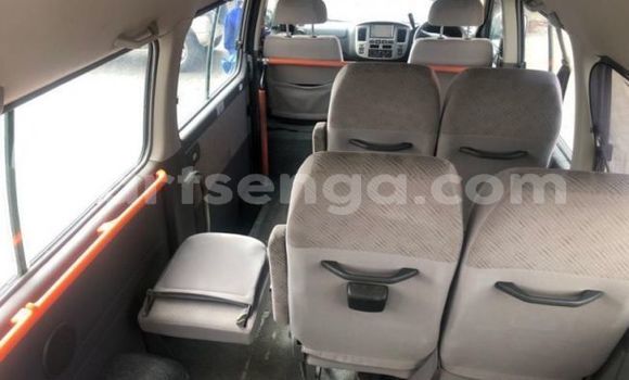 Nunua Ilio tumika Toyota Hiace Silver Gari ndani ya Ezulwini nchini Hhohho Nunua Ilio tumika Toyota Hiace Silver Gari ndani ya Ezulwini nchini Hhohho