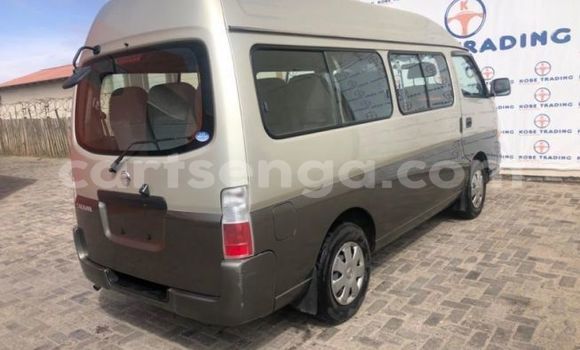 Nunua Ilio tumika Toyota Hiace Silver Gari ndani ya Ezulwini nchini Hhohho Nunua Ilio tumika Toyota Hiace Silver Gari ndani ya Ezulwini nchini Hhohho