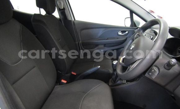 Buy Used Renault Clio White Car in Big Bend in Lubombo District Buy Used Renault Clio White Car in Big Bend in Lubombo District