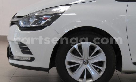 Buy Used Renault Clio White Car in Big Bend in Lubombo District Buy Used Renault Clio White Car in Big Bend in Lubombo District