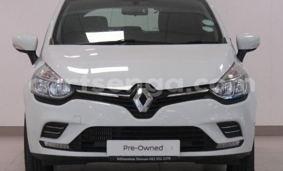 Buy Used Renault Clio White Car in Big Bend in Lubombo District Buy Used Renault Clio White Car in Big Bend in Lubombo District