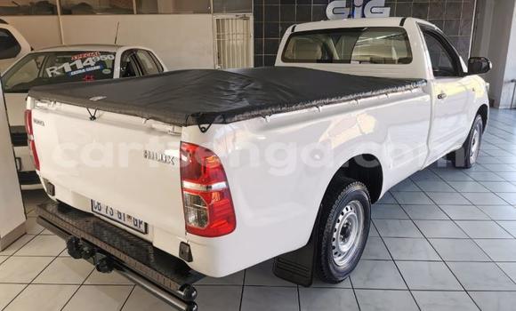 Buy Used Toyota Hilux White Car in Mbabane in Manzini Buy Used Toyota Hilux White Car in Mbabane in Manzini