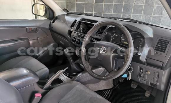 Buy Used Toyota Hilux White Car in Mbabane in Manzini Buy Used Toyota Hilux White Car in Mbabane in Manzini