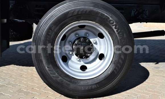 Acheter Occasion Utilitaire Nissan UD Blanc à Big Bend, Lubombo District Acheter Occasion Utilitaire Nissan UD Blanc à Big Bend, Lubombo District