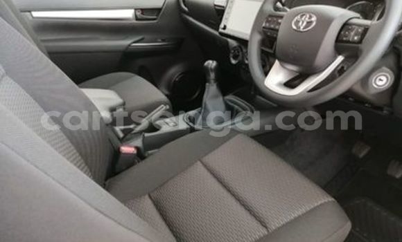 Acheter Occasion Voiture Toyota Hilux Blanc à Big Bend, Lubombo District Acheter Occasion Voiture Toyota Hilux Blanc à Big Bend, Lubombo District