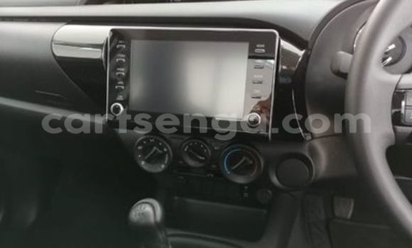 Acheter Occasion Voiture Toyota Hilux Blanc à Big Bend, Lubombo District Acheter Occasion Voiture Toyota Hilux Blanc à Big Bend, Lubombo District