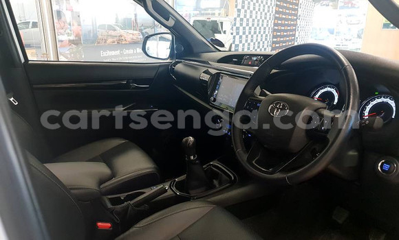 Acheter Occasion Voiture Toyota Hilux Blanc à Big Bend, Lubombo District Acheter Occasion Voiture Toyota Hilux Blanc à Big Bend, Lubombo District