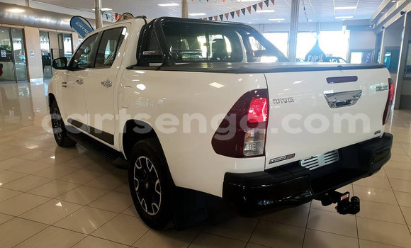 Acheter Occasion Voiture Toyota Hilux Blanc à Big Bend, Lubombo District Acheter Occasion Voiture Toyota Hilux Blanc à Big Bend, Lubombo District