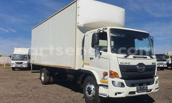 Acheter Occasion Utilitaire Hino 300 Series Autre à Big Bend, Lubombo District Acheter Occasion Utilitaire Hino 300 Series Autre à Big Bend, Lubombo District