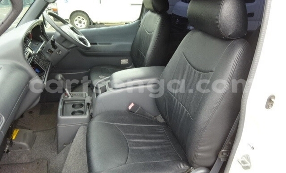 Acheter Occasion Voiture Toyota Hiace Blanc à Big Bend, Lubombo District Acheter Occasion Voiture Toyota Hiace Blanc à Big Bend, Lubombo District