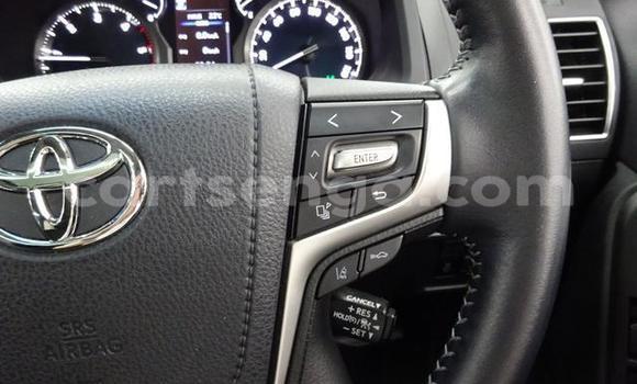 Nunua Ilio tumika Toyota Land Cruiser Prado White Gari ndani ya Mbabane nchini Manzini Nunua Ilio tumika Toyota Land Cruiser Prado White Gari ndani ya Mbabane nchini Manzini