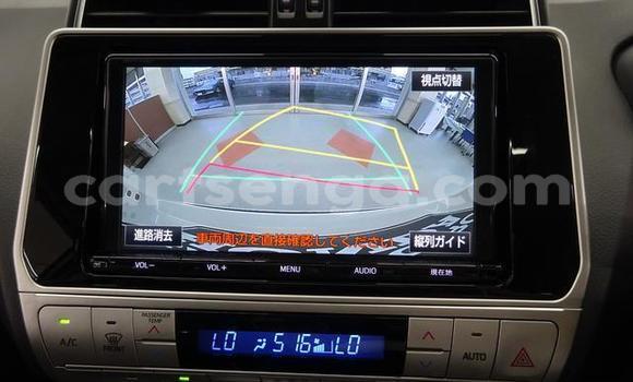 Nunua Ilio tumika Toyota Land Cruiser Prado White Gari ndani ya Mbabane nchini Manzini Nunua Ilio tumika Toyota Land Cruiser Prado White Gari ndani ya Mbabane nchini Manzini