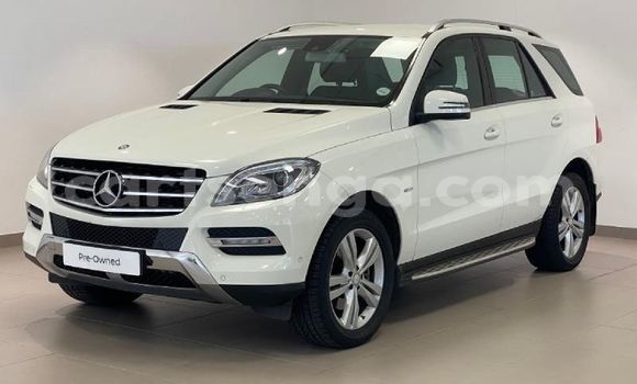 Buy Used Mercedes‒Benz ML–Class White Car in Big Bend in Lubombo District Buy Used Mercedes‒Benz ML–Class White Car in Big Bend in Lubombo District