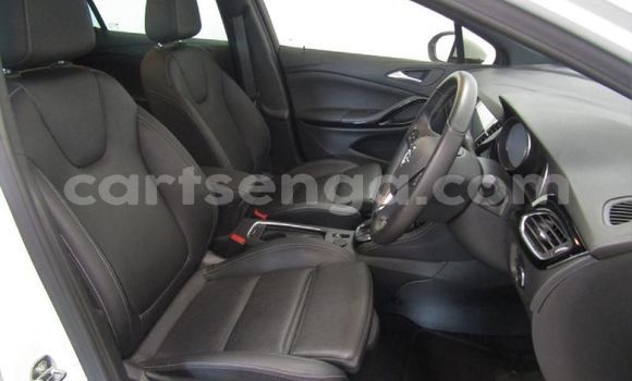 Buy Used Opel Astra White Car in Big Bend in Lubombo District Buy Used Opel Astra White Car in Big Bend in Lubombo District