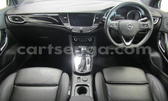 Buy Used Opel Astra White Car in Big Bend in Lubombo District Buy Used Opel Astra White Car in Big Bend in Lubombo District