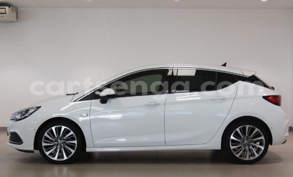 Buy Used Opel Astra White Car in Big Bend in Lubombo District Buy Used Opel Astra White Car in Big Bend in Lubombo District