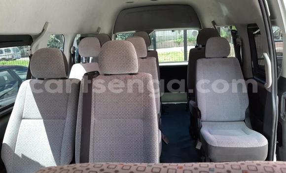 Nunua Ilio tumika Toyota Hiace White Gari ndani ya Ezulwini nchini Hhohho Nunua Ilio tumika Toyota Hiace White Gari ndani ya Ezulwini nchini Hhohho