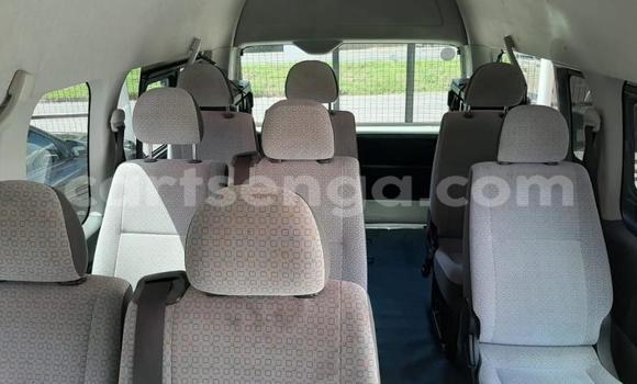 Nunua Ilio tumika Toyota Hiace White Gari ndani ya Ezulwini nchini Hhohho Nunua Ilio tumika Toyota Hiace White Gari ndani ya Ezulwini nchini Hhohho