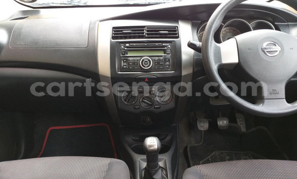 Buy Used Nissan Livina Red Car in Mbabane in Manzini Buy Used Nissan Livina Red Car in Mbabane in Manzini