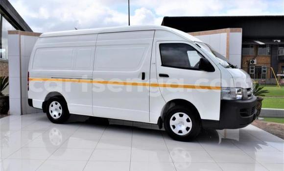 Acheter Occasion Voiture Toyota Hiace Blanc à Ezulwini, Hhohho Acheter Occasion Voiture Toyota Hiace Blanc à Ezulwini, Hhohho