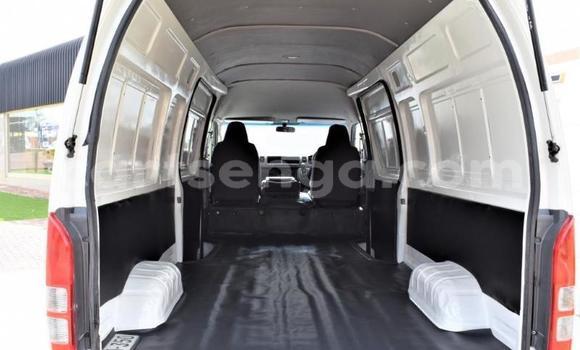 Acheter Occasion Voiture Toyota Hiace Blanc à Ezulwini, Hhohho Acheter Occasion Voiture Toyota Hiace Blanc à Ezulwini, Hhohho