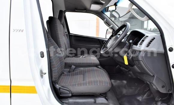 Acheter Occasion Voiture Toyota Hiace Blanc à Ezulwini, Hhohho Acheter Occasion Voiture Toyota Hiace Blanc à Ezulwini, Hhohho