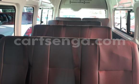 Acheter Occasion Voiture Toyota Hiace Blanc à Ezulwini, Hhohho Acheter Occasion Voiture Toyota Hiace Blanc à Ezulwini, Hhohho