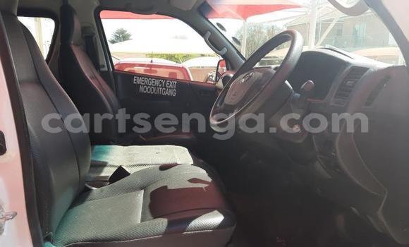 Acheter Occasion Voiture Toyota Hiace Blanc à Ezulwini, Hhohho Acheter Occasion Voiture Toyota Hiace Blanc à Ezulwini, Hhohho