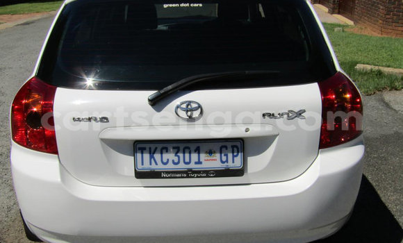 Buy Used Toyota Runx White Car in Mbabane in Manzini Buy Used Toyota Runx White Car in Mbabane in Manzini