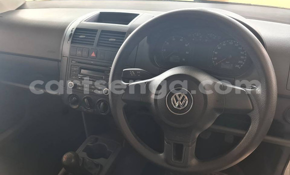 Nunua Ilio tumika Volkswagen Polo White Gari ndani ya Bulembu nchini Hhohho Nunua Ilio tumika Volkswagen Polo White Gari ndani ya Bulembu nchini Hhohho
