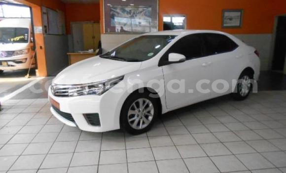 Nunua Ilio tumika Toyota Corolla White Gari ndani ya Ezulwini nchini Hhohho Nunua Ilio tumika Toyota Corolla White Gari ndani ya Ezulwini nchini Hhohho