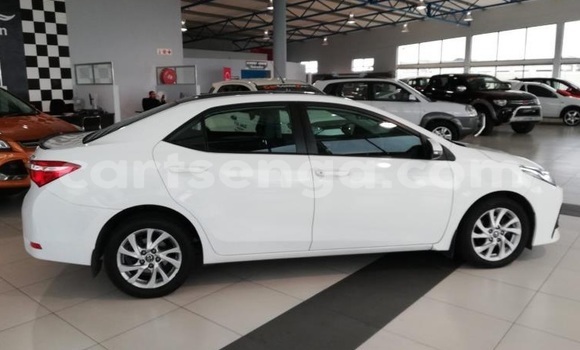 Acheter Occasion Voiture Toyota Corolla Blanc à Ezulwini, Hhohho Acheter Occasion Voiture Toyota Corolla Blanc à Ezulwini, Hhohho