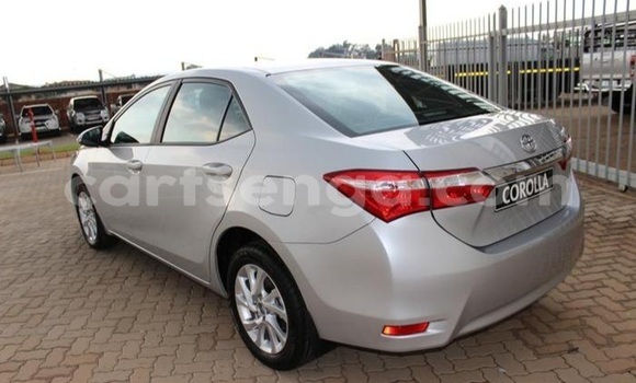 Nunua Ilio tumika Toyota Corolla Silver Gari ndani ya Ezulwini nchini Hhohho Nunua Ilio tumika Toyota Corolla Silver Gari ndani ya Ezulwini nchini Hhohho