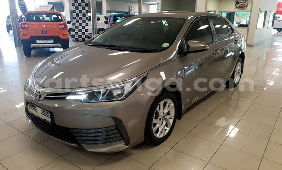 Nunua Ilio tumika Toyota Corolla Brown Gari ndani ya Ezulwini nchini Hhohho