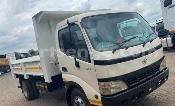 Acheter Occasion Voiture Toyota Dyna Blanc à Ezulwini, Hhohho Acheter Occasion Voiture Toyota Dyna Blanc à Ezulwini, Hhohho