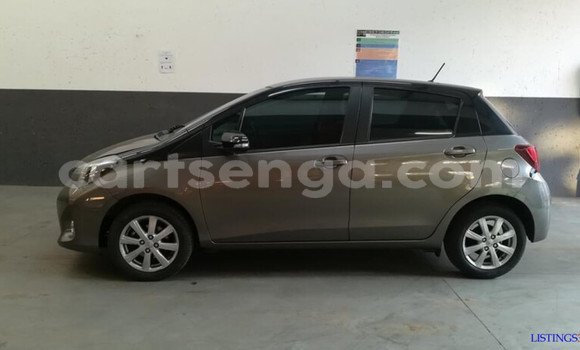 Acheter Occasion Voiture Toyota Yaris Gris à Ezulwini, Hhohho Acheter Occasion Voiture Toyota Yaris Gris à Ezulwini, Hhohho