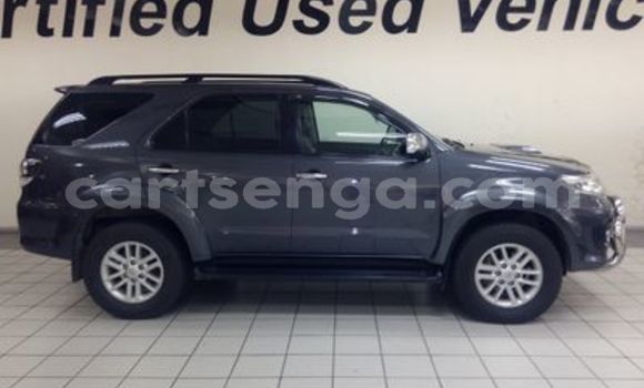 Buy Used Toyota Fortuner Silver Car in Ezulwini in Hhohho Buy Used Toyota Fortuner Silver Car in Ezulwini in Hhohho