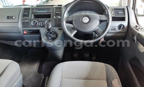 Buy Used Volkswagen Caravelle White Car in Big Bend in Lubombo District Buy Used Volkswagen Caravelle White Car in Big Bend in Lubombo District