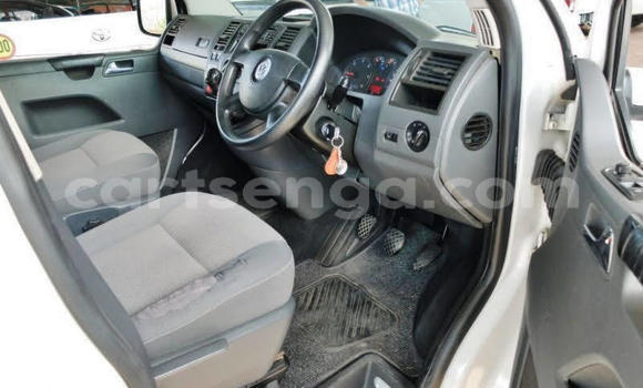 Buy Used Volkswagen Caravelle White Car in Big Bend in Lubombo District Buy Used Volkswagen Caravelle White Car in Big Bend in Lubombo District
