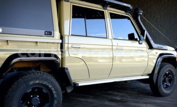 Buy Used Toyota Land Cruiser Brown Car in Big Bend in Lubombo District Buy Used Toyota Land Cruiser Brown Car in Big Bend in Lubombo District