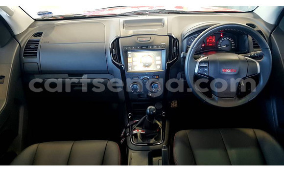 Acheter Occasion Voiture Isuzu KB Rouge à Mbabane, Manzini Acheter Occasion Voiture Isuzu KB Rouge à Mbabane, Manzini