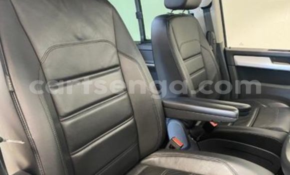 Buy Used Volkswagen Caravelle White Car in Big Bend in Lubombo Buy Used Volkswagen Caravelle White Car in Big Bend in Lubombo