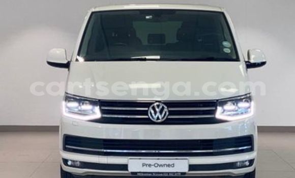 Buy Used Volkswagen Caravelle White Car in Big Bend in Lubombo Buy Used Volkswagen Caravelle White Car in Big Bend in Lubombo
