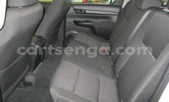 Nunua Ilio tumika Toyota Hilux White Gari ndani ya Mbabane nchini Manzini Nunua Ilio tumika Toyota Hilux White Gari ndani ya Mbabane nchini Manzini