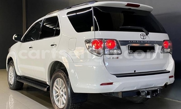 Buy Used Toyota Fortuner White Car in Manzini in Manzini Buy Used Toyota Fortuner White Car in Manzini in Manzini