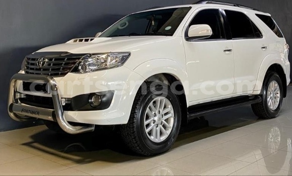 Buy Used Toyota Fortuner White Car in Manzini in Manzini Buy Used Toyota Fortuner White Car in Manzini in Manzini