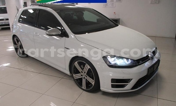 Buy Used Volkswagen Golf R White Car in Mbabane in Manzini