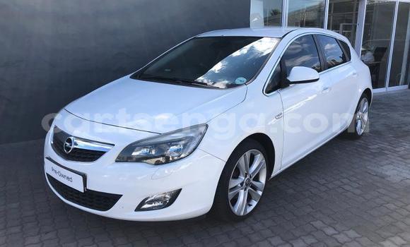 Buy Used Opel Astra White Car in Big Bend in Lubombo Buy Used Opel Astra White Car in Big Bend in Lubombo