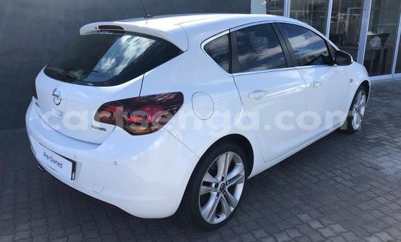 Buy Used Opel Astra White Car in Big Bend in Lubombo Buy Used Opel Astra White Car in Big Bend in Lubombo