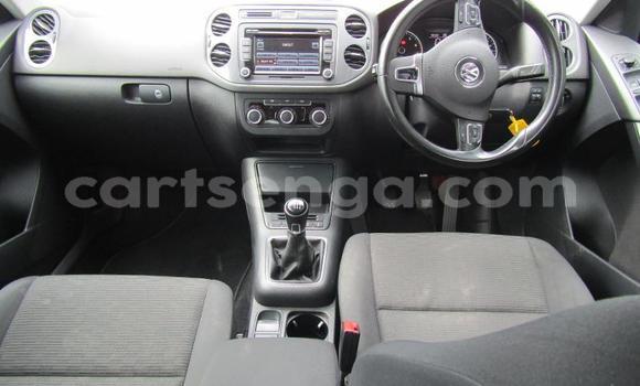 Buy Used Volkswagen Tiguan Silver Car in Ezulwini in Hhohho Buy Used Volkswagen Tiguan Silver Car in Ezulwini in Hhohho